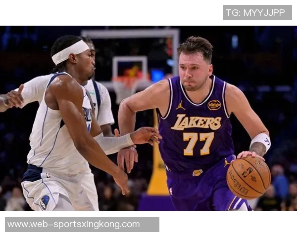 媒体人分析湖人未来建队方向东契奇和里夫斯是唯一长期选择